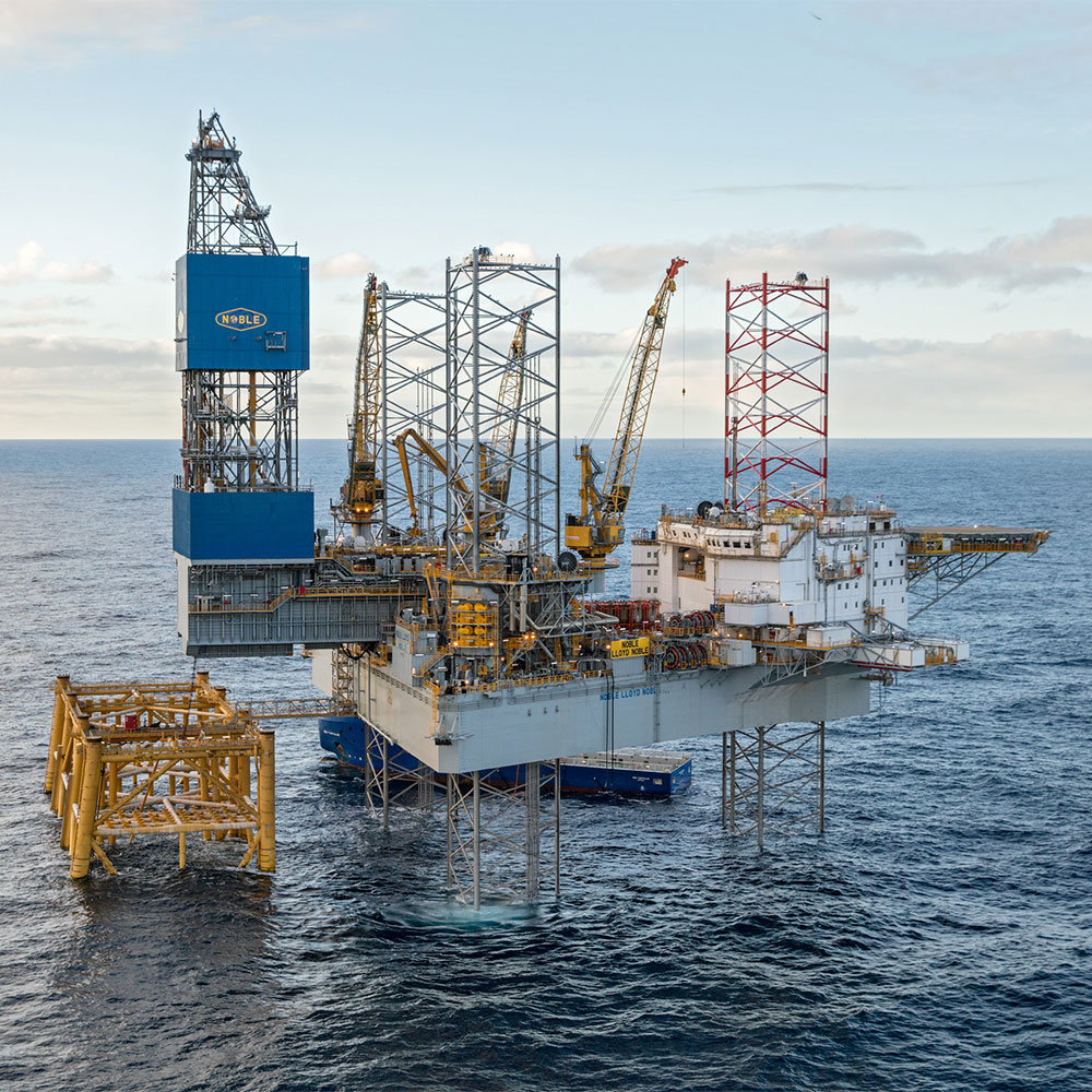 Noble Lloyd Noble - North Sea Semi - Location - Rig Advisor UK , Real ...